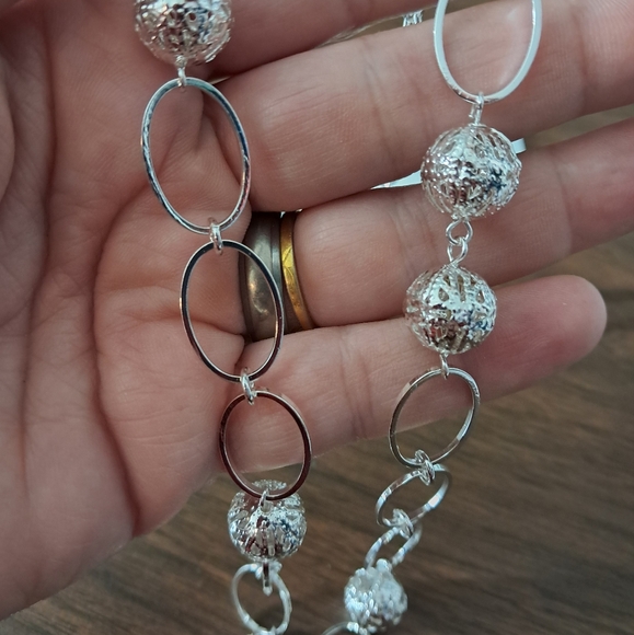 Belk Silver Sweater Necklace hypoallergenic jewelry - Picture 6 of 6